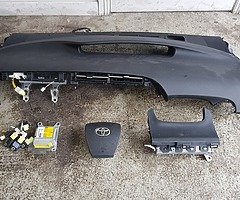 2015 TOYOTA PRIUS FOR BREAKING - Image 6/10