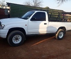 Toyota 2.7 4×4 petrol - Image 3/6