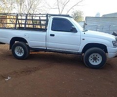 Toyota 2.7 4×4 petrol - Image 4/6