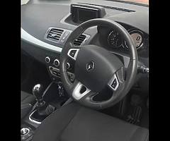 2013 Renault Megane 1.5dci Dynamique Tom Tom Sat nav highest spec - Image 9/10
