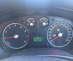 05 Ford Focus 1.4 petrol with NCT - Image 7/8
