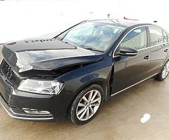 2015 VOLKSWAGEN PASSAT