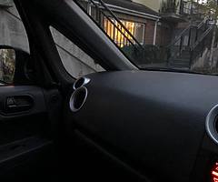 06 Mitsubishi Colt 1.1L NEW NCT - Image 7/10