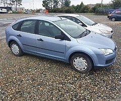 05 focus - Image 5/5