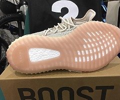 Yeezy Boost 350 V2 Citrin non reflective - Image 8/10