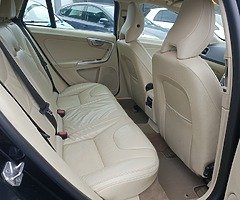 2013 VOLVO V60 ESTATE, AUTOMATIC, LOW MILES - Image 6/7