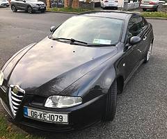 Alfa Romeo GT 1,9 Diesel manual 3 door coupe highest spec tax and test up - Image 5/5