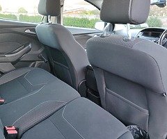 FORD FOCUS 1.5 TDCI ZETEC 120PS 5DR - Image 6/8