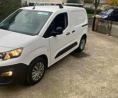 2019 Peugeot partner