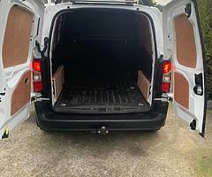 2019 Peugeot partner - Image 3/9