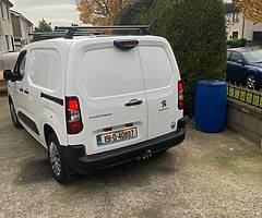 2019 Peugeot partner - Image 5/9