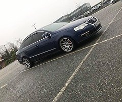 Highline Passat B6 2.0L TDI - Image 4/4