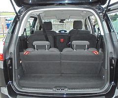 30 November 2015 Ford 7 Seats Grand C.Max 1.5 TDCi Diesel MPV # 1 Owner with full Ford service hist. - Image 10/10