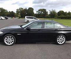 Bmw 5 series f10 1 owner service book - Image 3/10