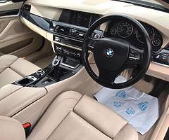 Bmw 5 series f10 1 owner service book - Image 8/10