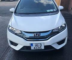 Honda Fit 2014 Hybrid Automatic - Image 4/10