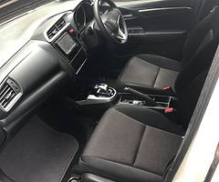 Honda Fit 2014 Hybrid Automatic - Image 6/10