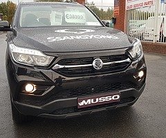 SsangYong Korando Sports (Musso) - Image 9/10