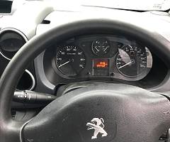 Peugeot partner 2015 - Image 6/8