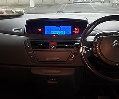Citroen Picasso 1.6 diesel . AUTO . Cheap tax