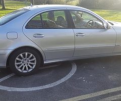 07 Mercedes E220 CDI MANUAL FACELIFT NCT & TAX ELEGANCE - Image 3/10