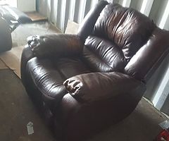 Sofa Washing Machine Wardrobe - Image 6/10