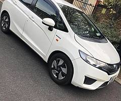 Honda Fit 2014 Hybrid Automatic (Quick sell) - Image 4/10