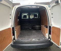 2013 Volkswagen CADDY 1.6TDI with new DOE AND TAX!!! 1 Year warranty!! - Image 6/10