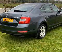 2016 Skoda Octavia TDI - Image 7/10