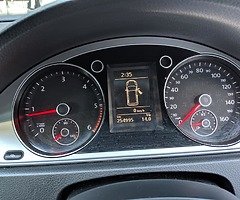 VW Passat 1.6dti - Image 4/10