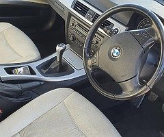 BMW 318i - Image 7/10