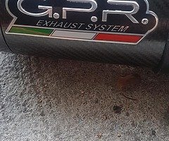 BMW end can