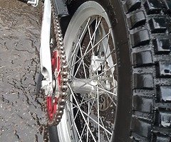 Beta Rev 4T 250 - Image 6/7