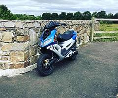 2 speedfight mopeds
