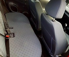 2005 Nissan Micra - Image 7/7