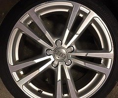 18’ Genuine Audi S Line 5x112 alloy wheels