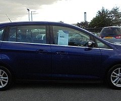 2016 Ford Grand C-Max 7 Seats Zetec 1.6 TDCi MPV - Image 6/10