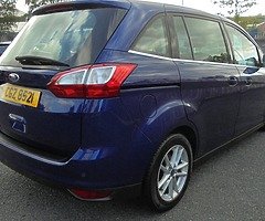 2016 Ford Grand C-Max 7 Seats Zetec 1.6 TDCi MPV - Image 7/10