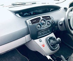 Renault 2004 - Image 4/5