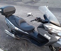Burgman 400cc - Image 3/3
