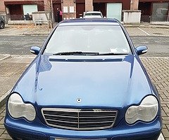 Mercedes 0 4