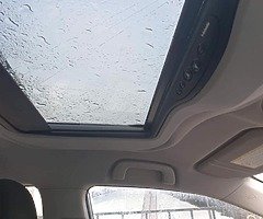 09 Toyota Corolla - Image 6/9