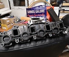 Intake manifold Volkswagen 2.0 TDI
