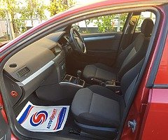Opel Astra 1.4 Petrol 2007 - Image 4/4