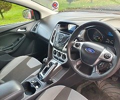 2012 ford focus 1.6 tdci zetec model immaculate - Image 2/3