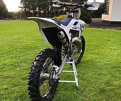 Husky 125cc - Image 5/8