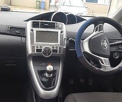 2010 Toyota verso 2.0 deisel