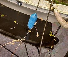 Looking for owner of sinking boat