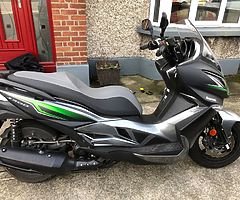 Kawasaki J300 abs Special Edition Scooter