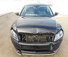 2015 VOLKSWAGEN Passat - Image 3/7